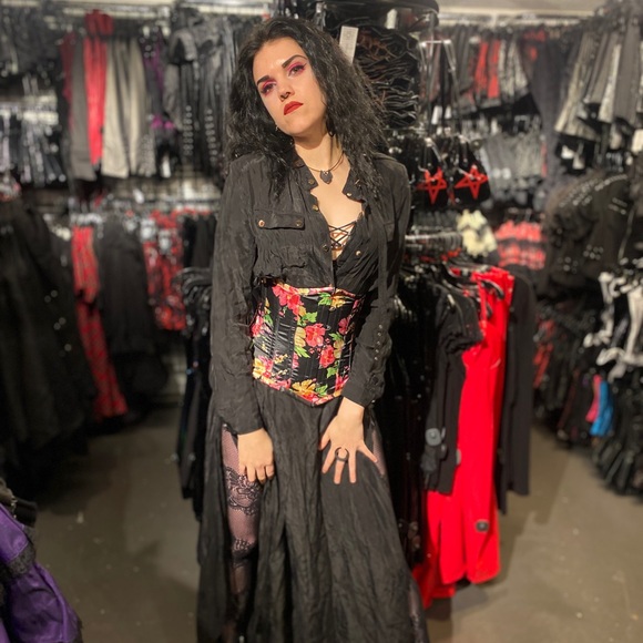 Meet the seller! ๐ค - Picture 4 of 6